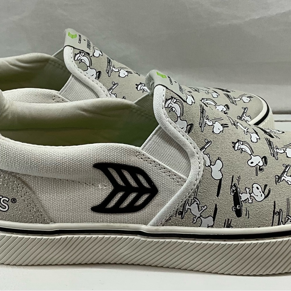 Sperry x Peanuts Women's Slip-On Sneakers in Light Gray